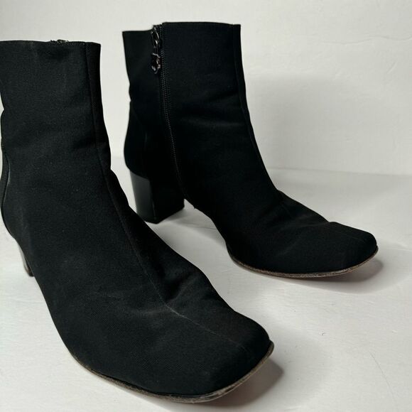 Vintage Salvatore Ferragamo ankle boots size 8.5 - Picture 2 of 9
